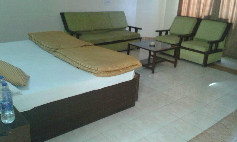 Club Platinum Resort, Bahadurgarh 5